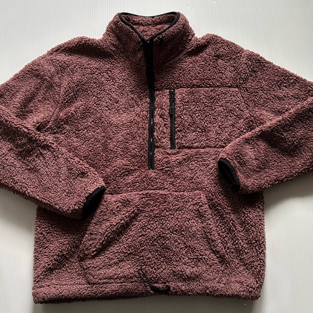 Victoria's Secret Pink - Purple - Mauve Sherpa Pullover.  Women’s Size small